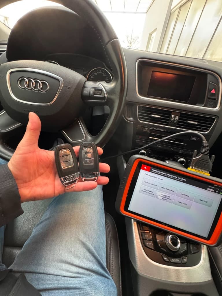 Programmieren und Anlernen eines neuen Autoschlüssels im mobilen Servicebus